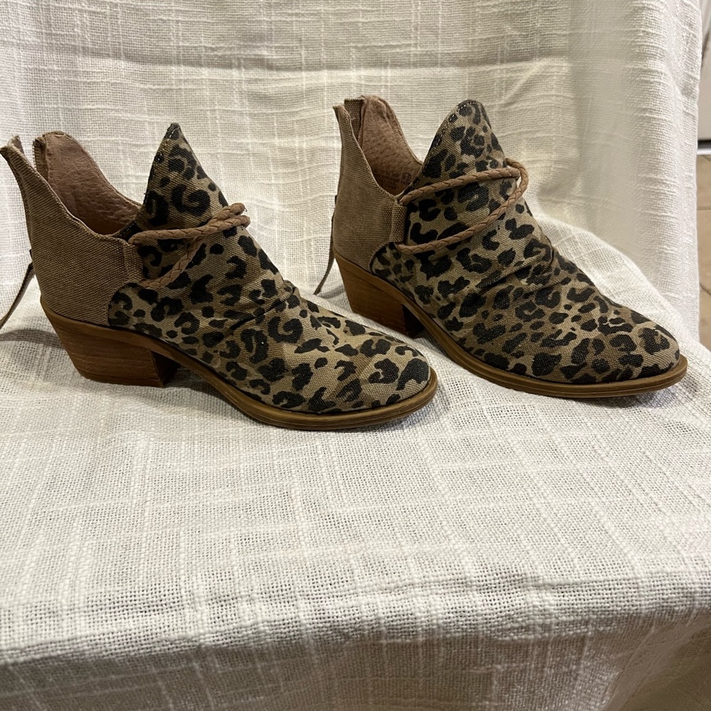 Leopard print booties
